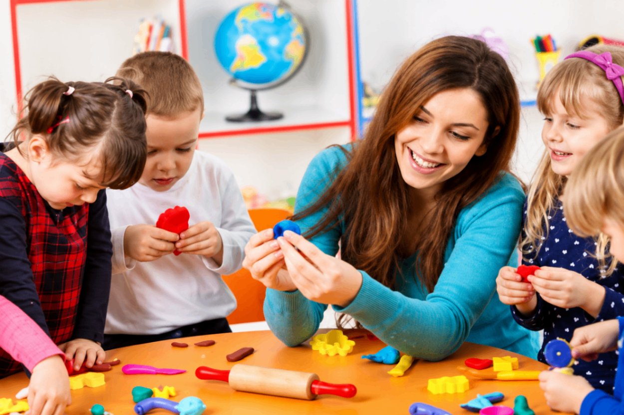 Montessori Teacher Training Program course image